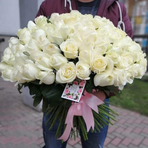 Букет из 101 белой розы 60 см  